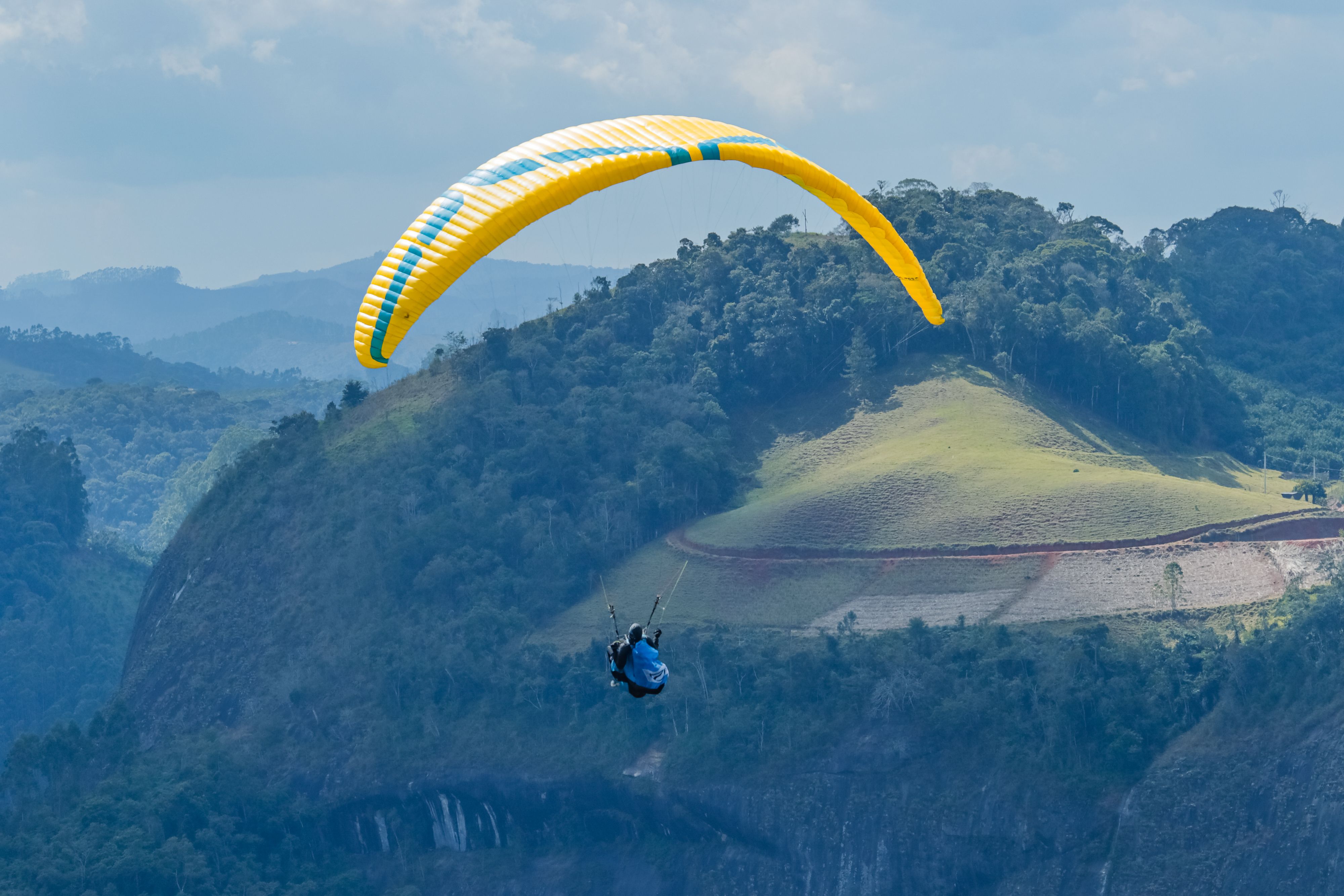 Parapente em voo